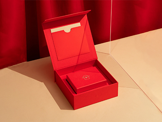bulk magnetic closure